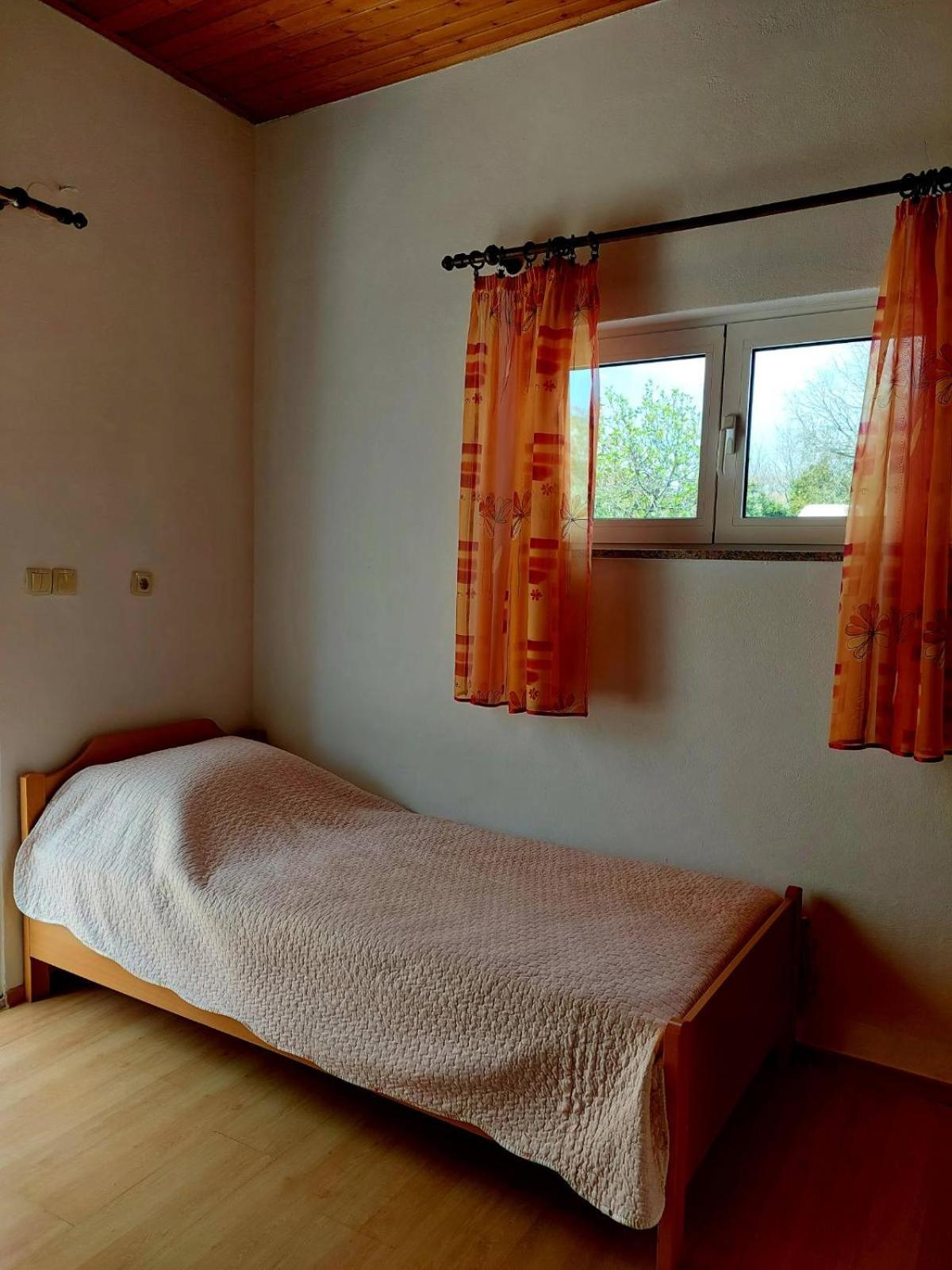Rooms Hodanic Krk Town Quarto foto